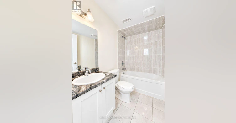 35 Duncombe Lane, Richmond Hill, ON, L4C 1C2 - 24