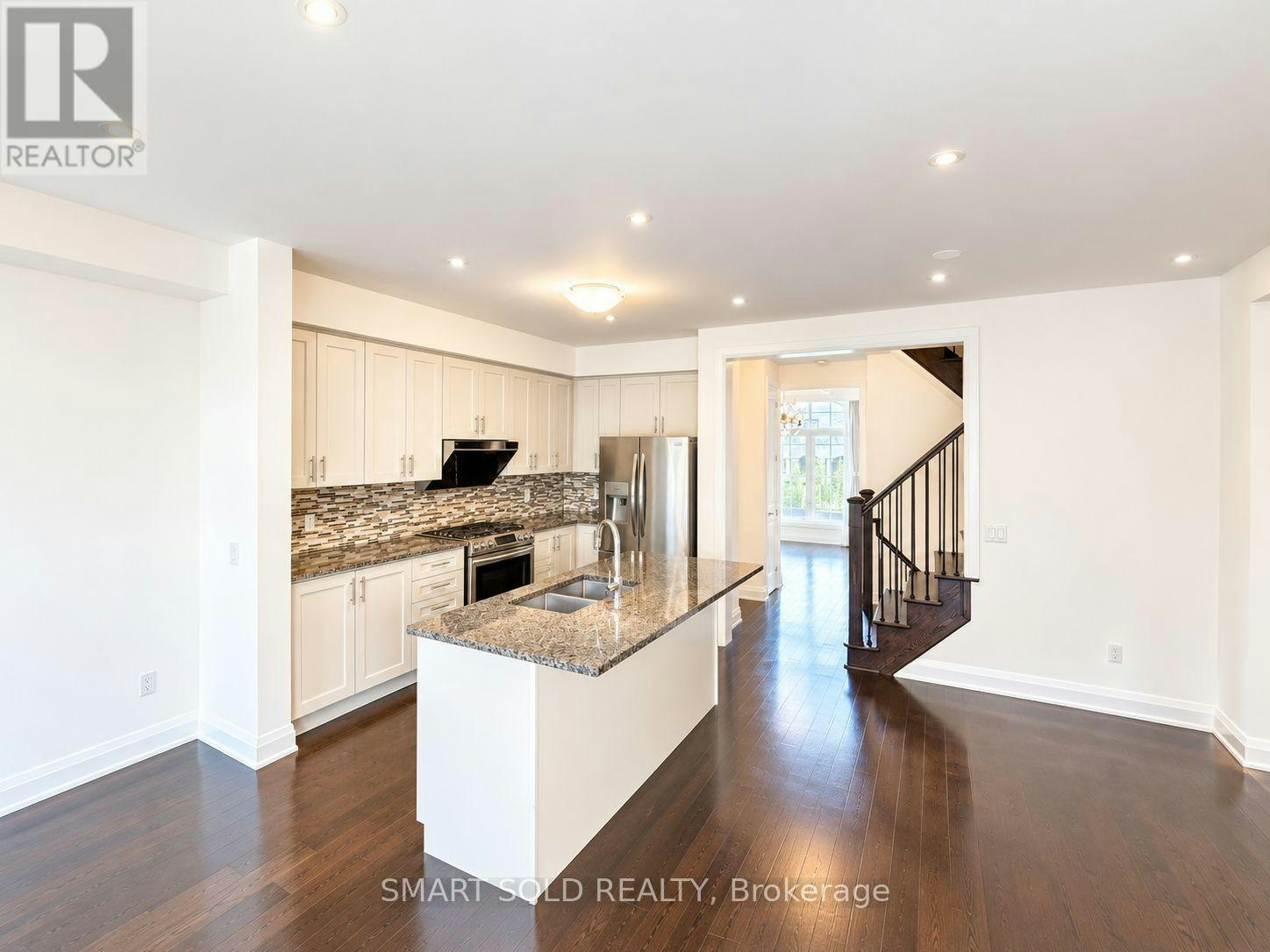 35 Duncombe Lane, Richmond Hill, ON, L4C 1C2 - 8