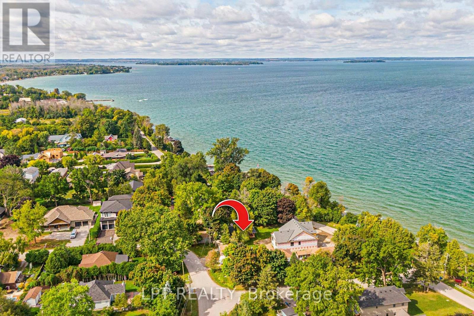 549 Lake Drive E, Georgina, ON, L0E 1S0