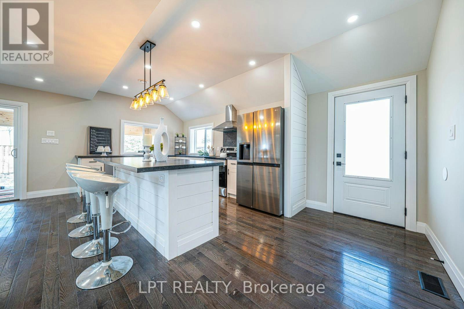 549 Lake Drive E, Georgina, ON, L0E 1S0 - 10