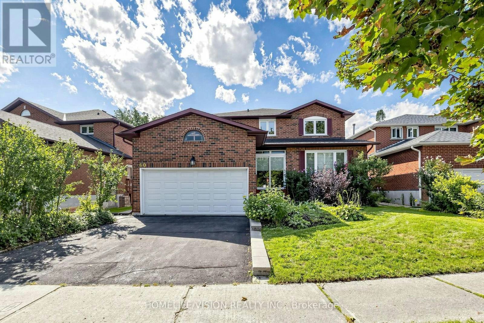 60 Carrington Drive, Richmond Hill, ON, L4C 8A4