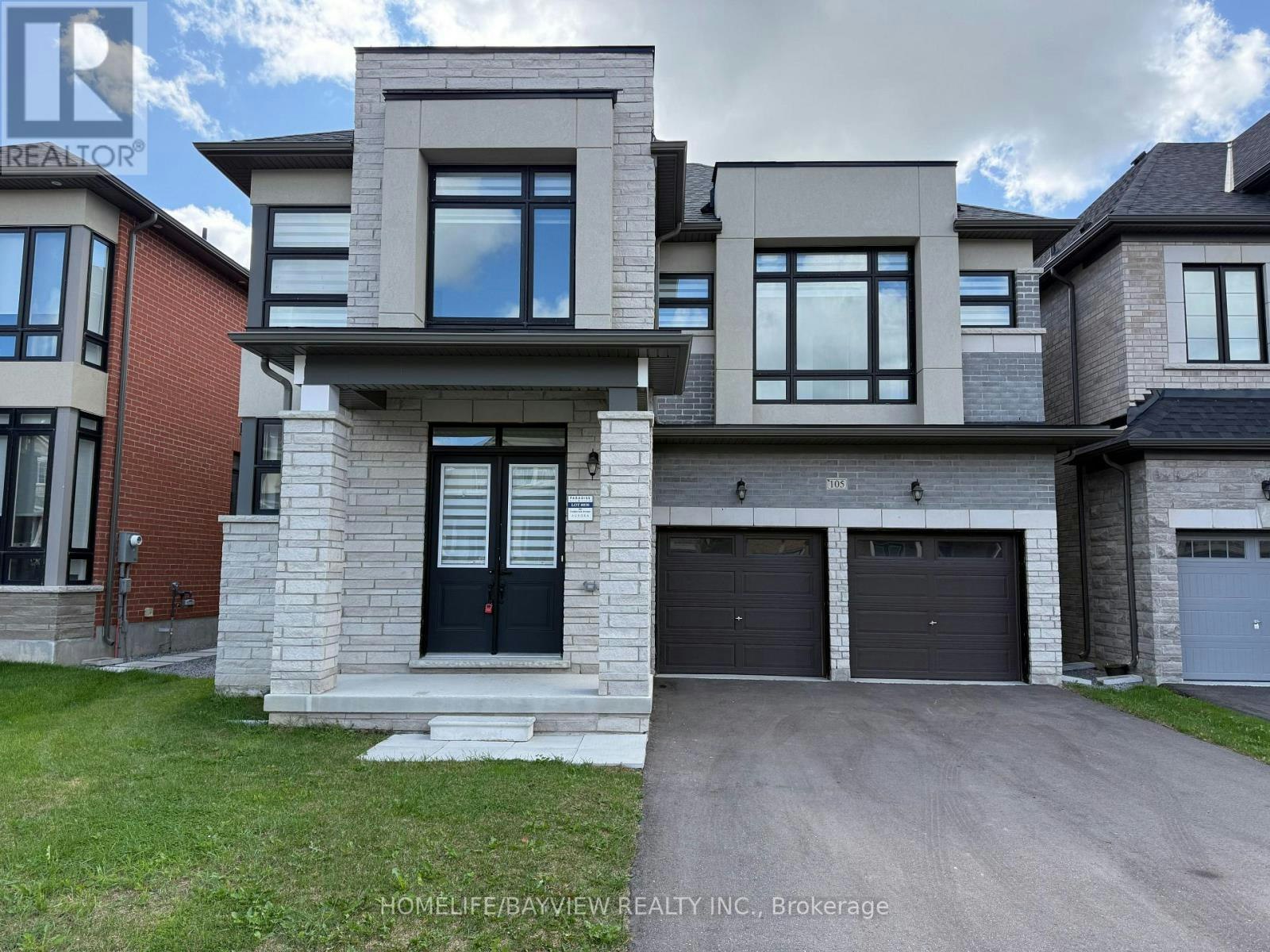 105 Halldorson Avenue, Aurora, ON, L4G 7B6