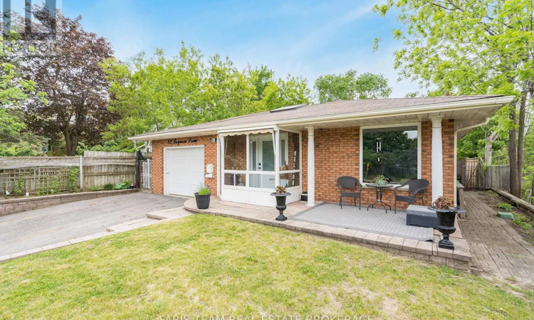 82 Bayview Drive