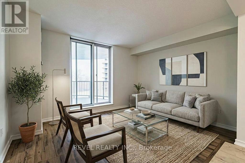 306-3559 Eglinton Avenue W, Toronto, ON, M6M 5C6