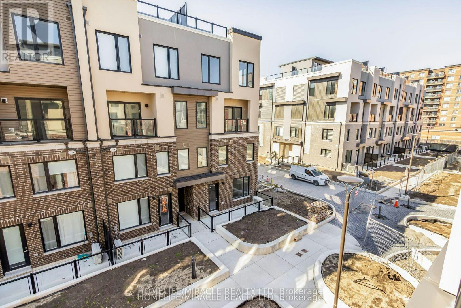 16-3415 Ridgeway Drive, Mississauga, ON, L5L 0B9 - 10
