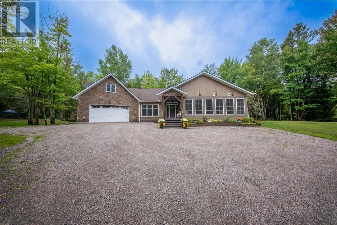 131 Casimir, St. Charles, ON, P0M 2W0