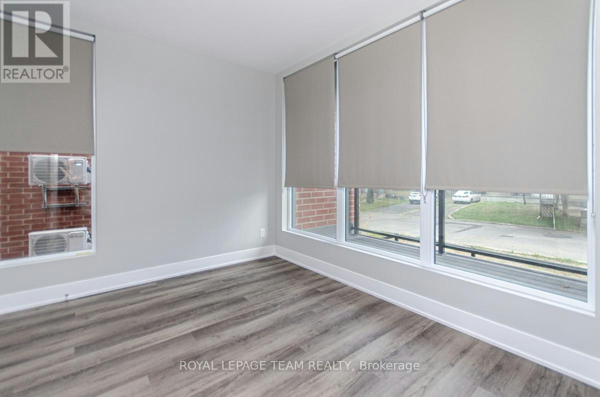 304-1295 Summerville Avenue, Ottawa, ON, K1Z 8G7 - 10