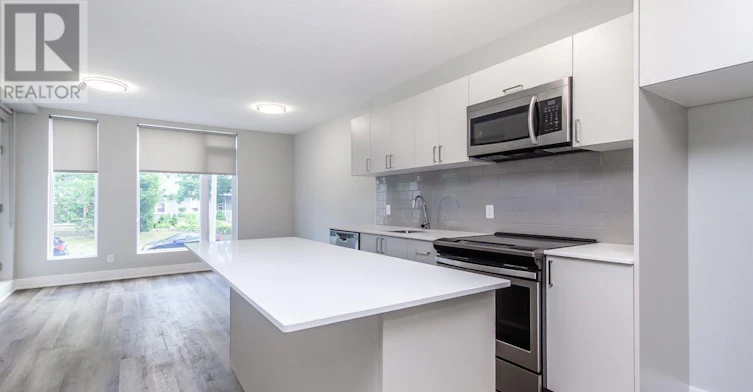 304-1295 Summerville Avenue, Ottawa, ON, K1Z 8G7 - 2
