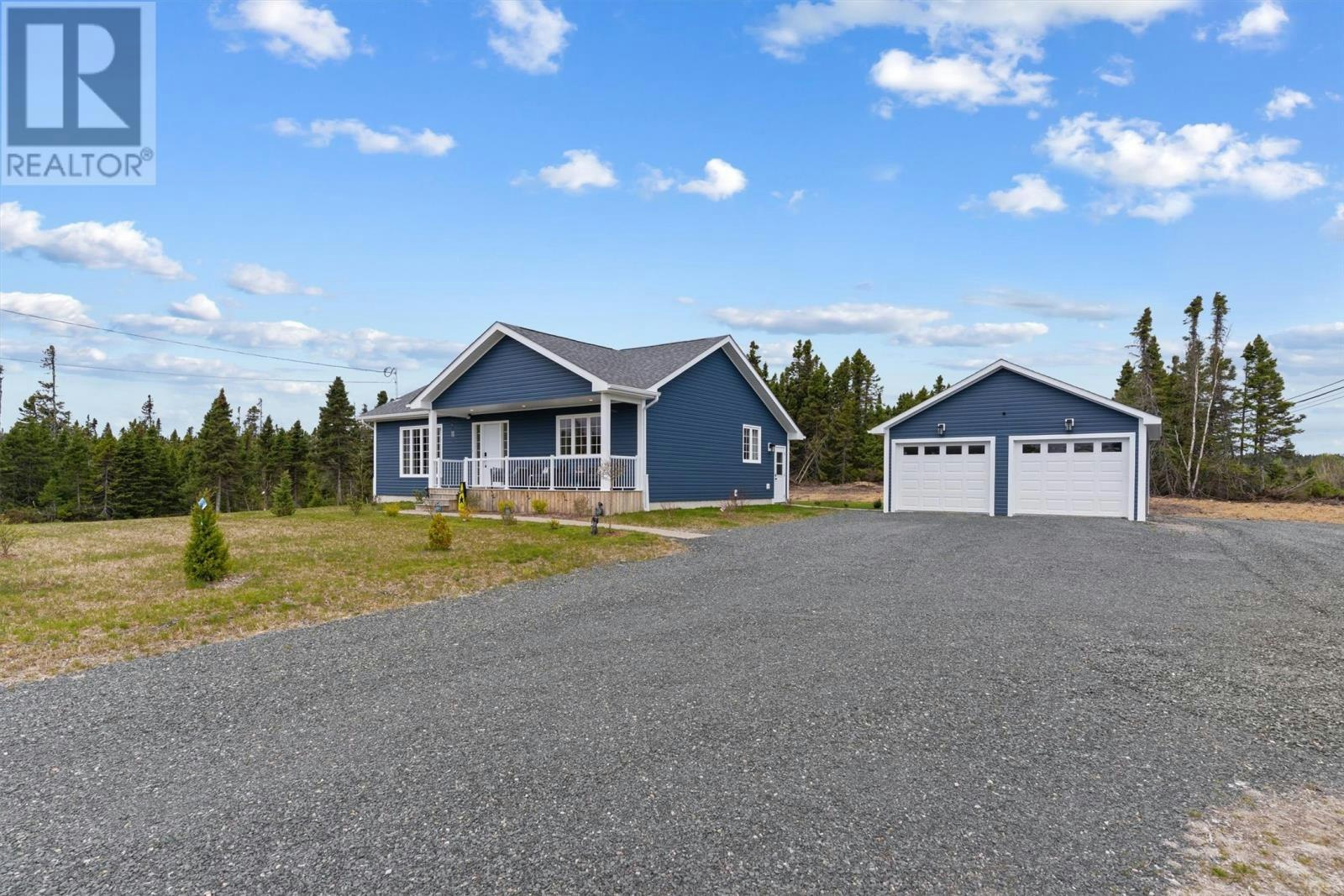 9 Northside Road, Eastport, NL, A0G 1Z0