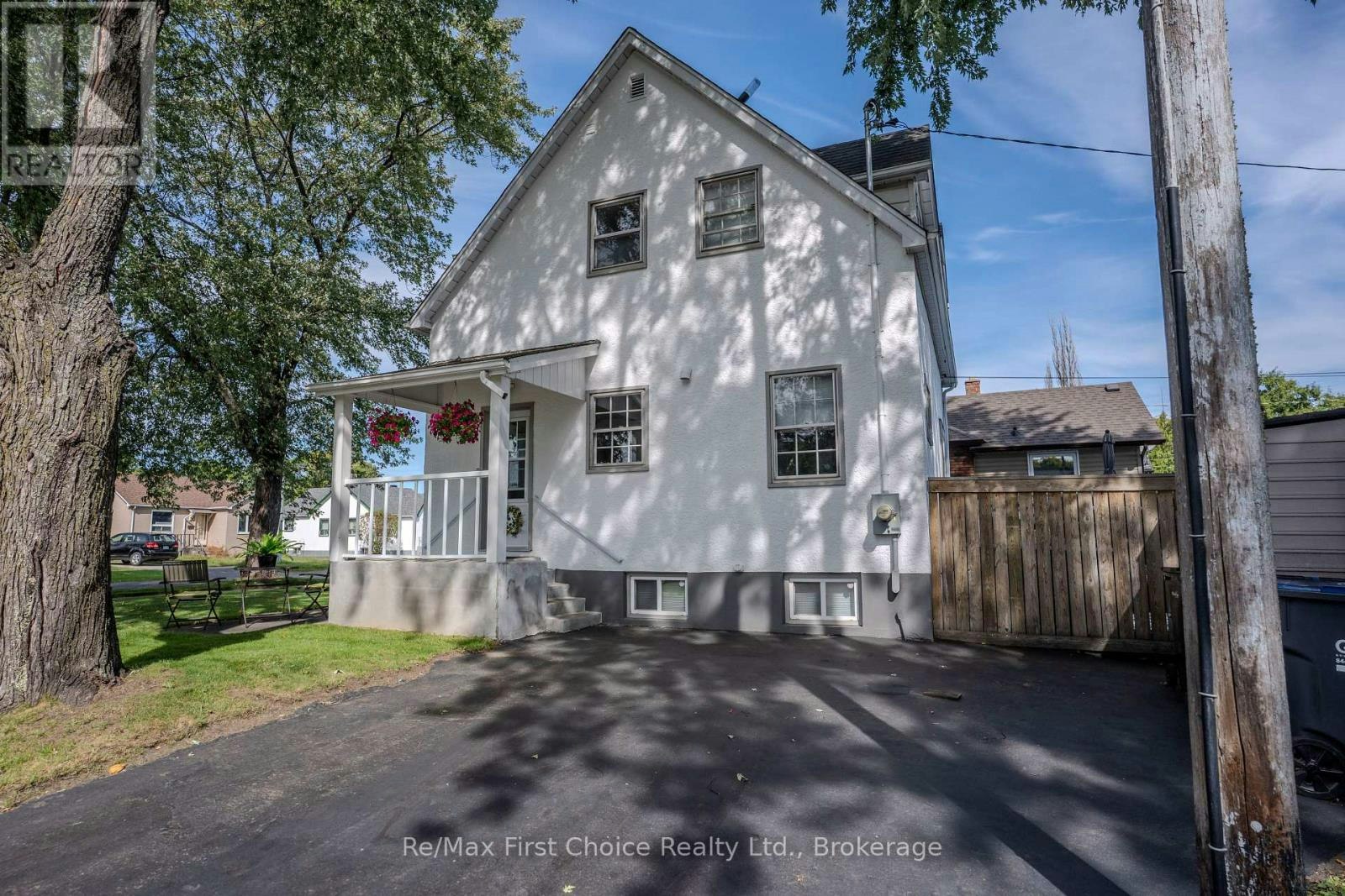 746 Norah Street S, Thunder Bay, ON, P7E 1P7