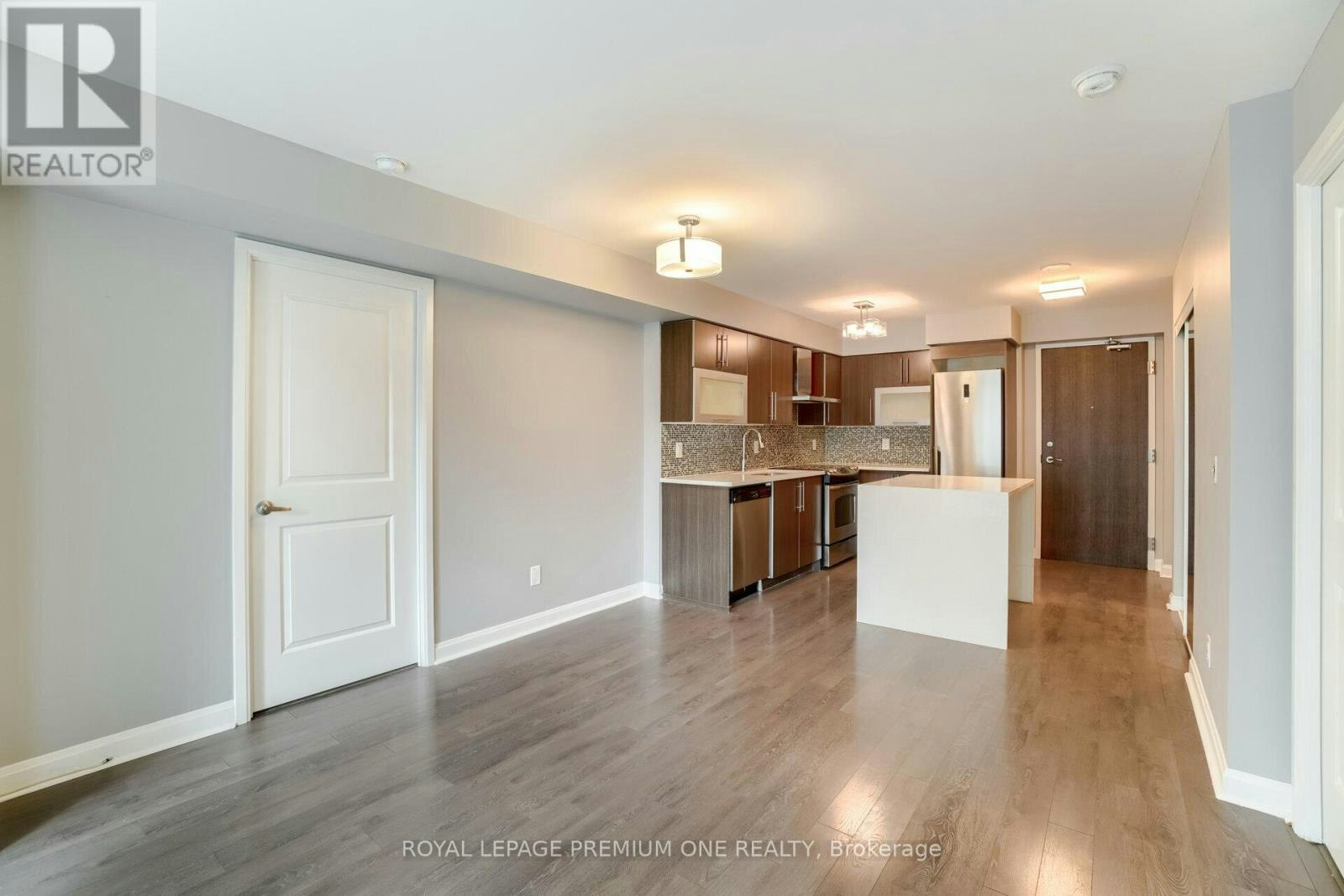 911-1 Michael Power Place, Toronto, ON, M9A 0A1 - 7