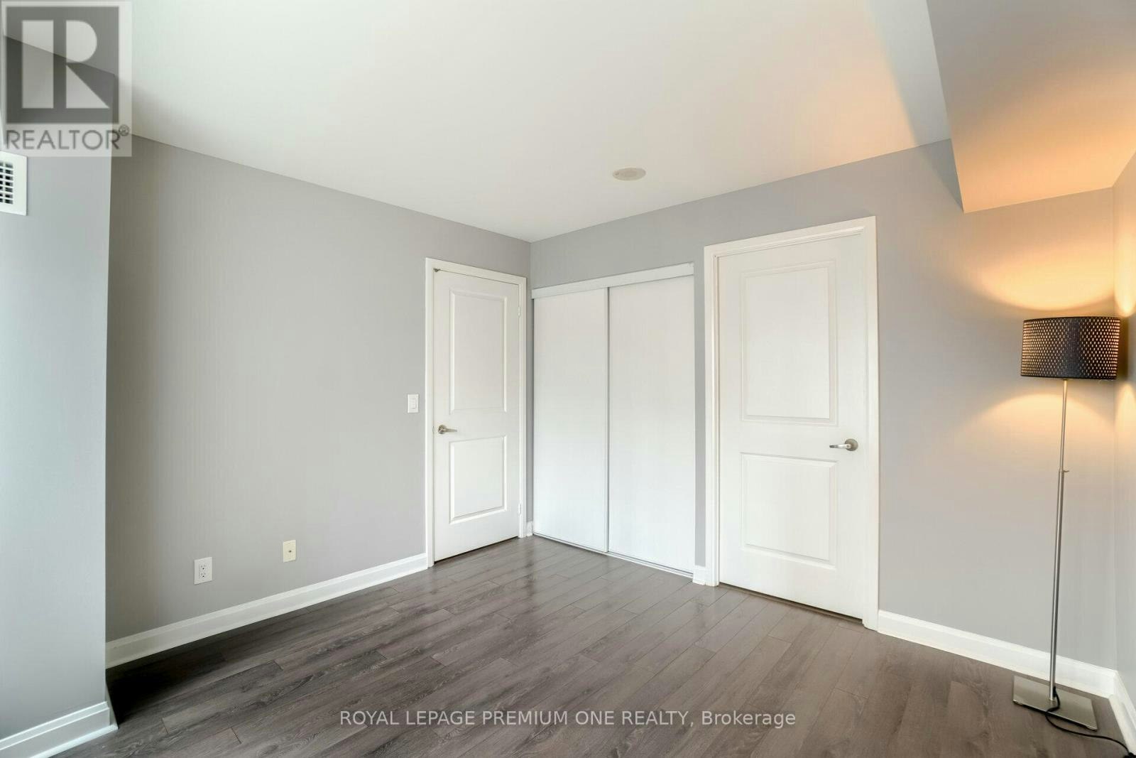 911-1 Michael Power Place, Toronto, ON, M9A 0A1 - 12