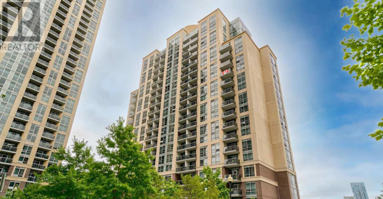 911-1 Michael Power Place, Toronto, ON, M9A 0A1