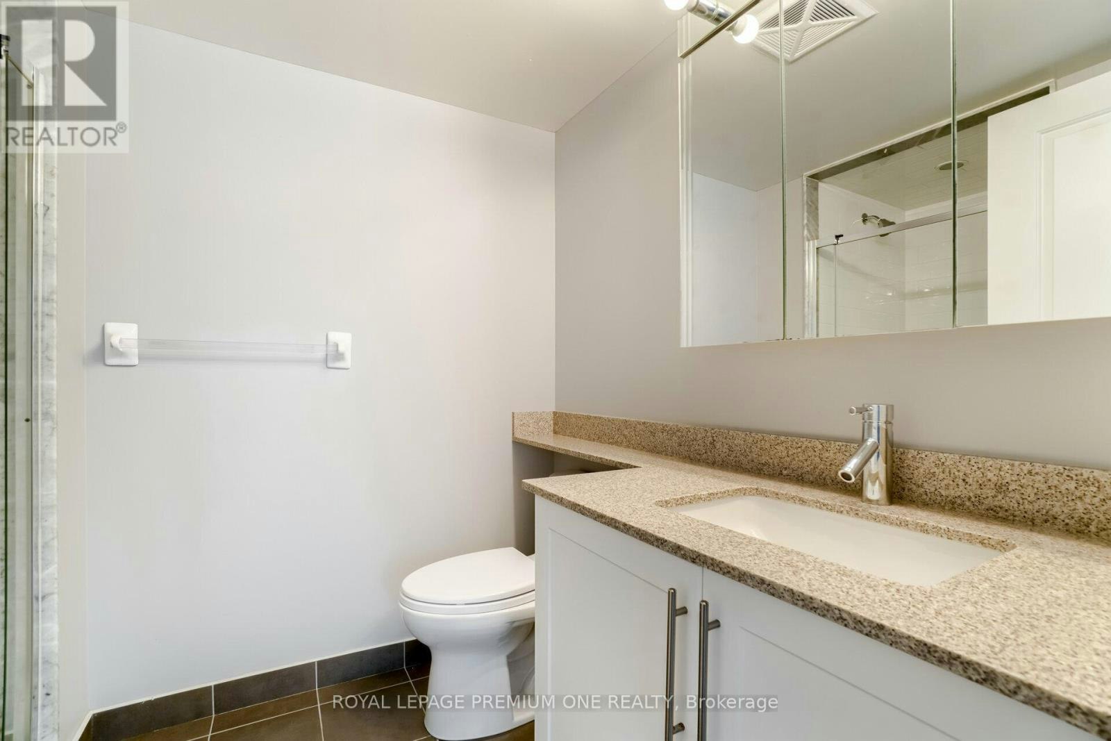 911-1 Michael Power Place, Toronto, ON, M9A 0A1 - 13