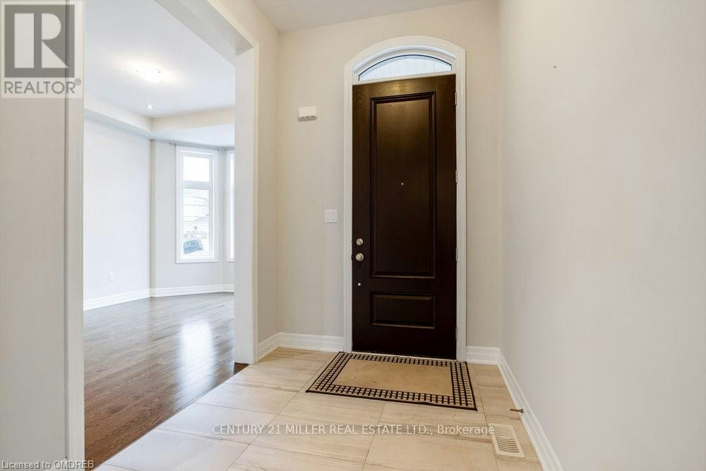 211 Magnolia Crescent, Oakville, ON, L6M 4M1 - 3