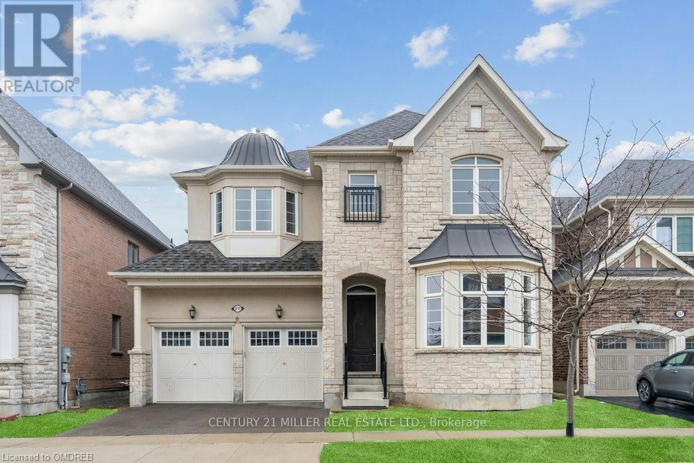 211 Magnolia Crescent, Oakville, ON, L6M 4M1