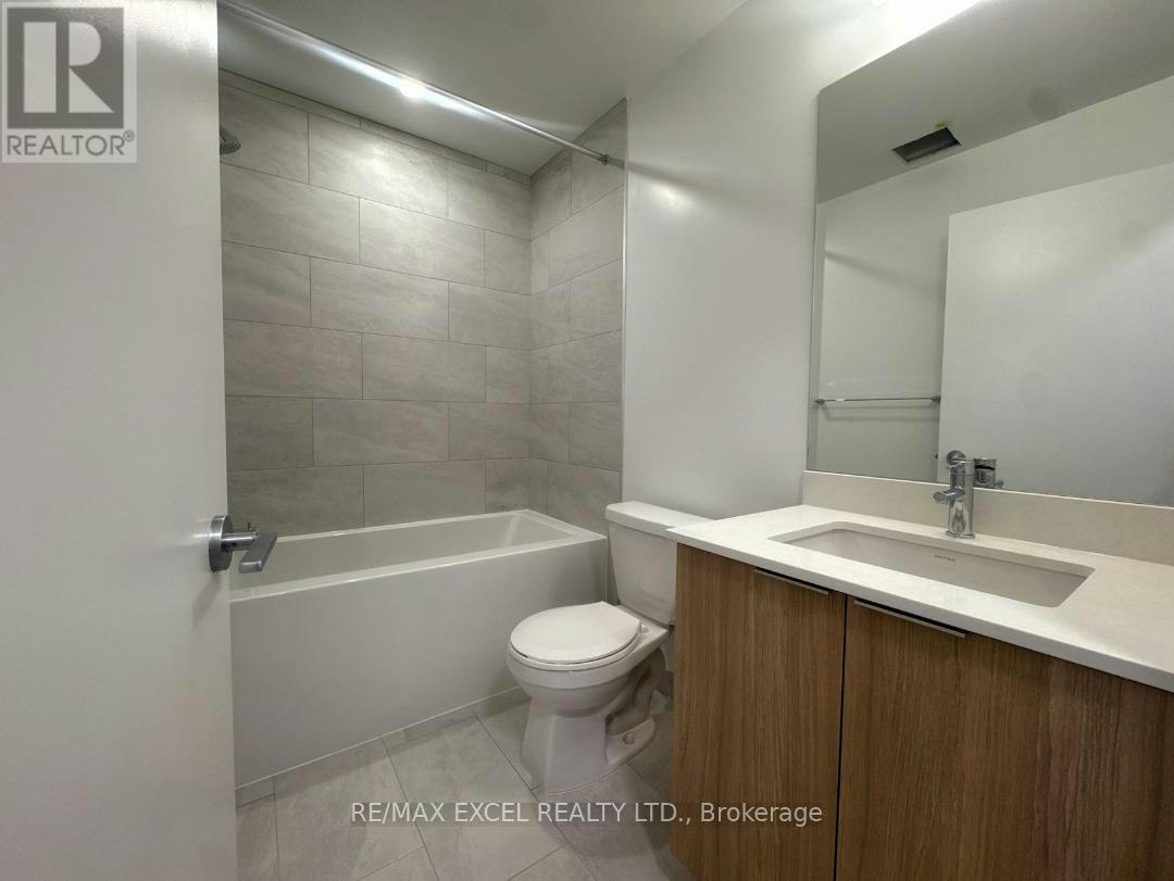 902-395 Square One Drive, Mississauga, ON, L5B 0P6 - 11