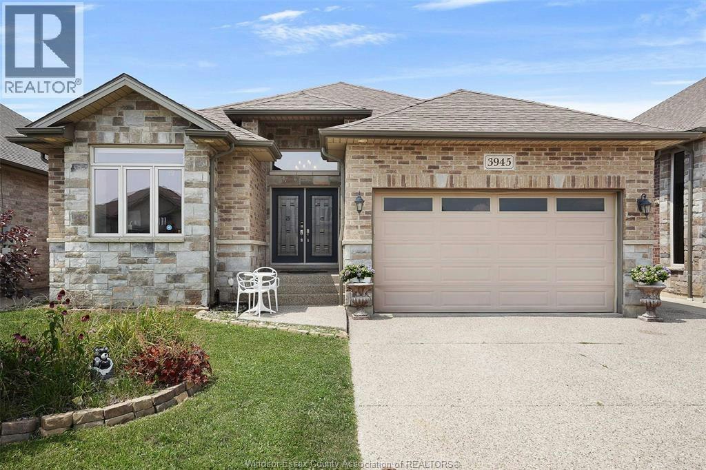 3945 Zanzibar Crescent, Windsor, ON, N9G 0A5