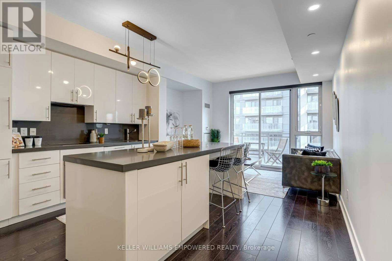 719-156 Portland Street, Toronto, ON, M5V 0G1 - 5