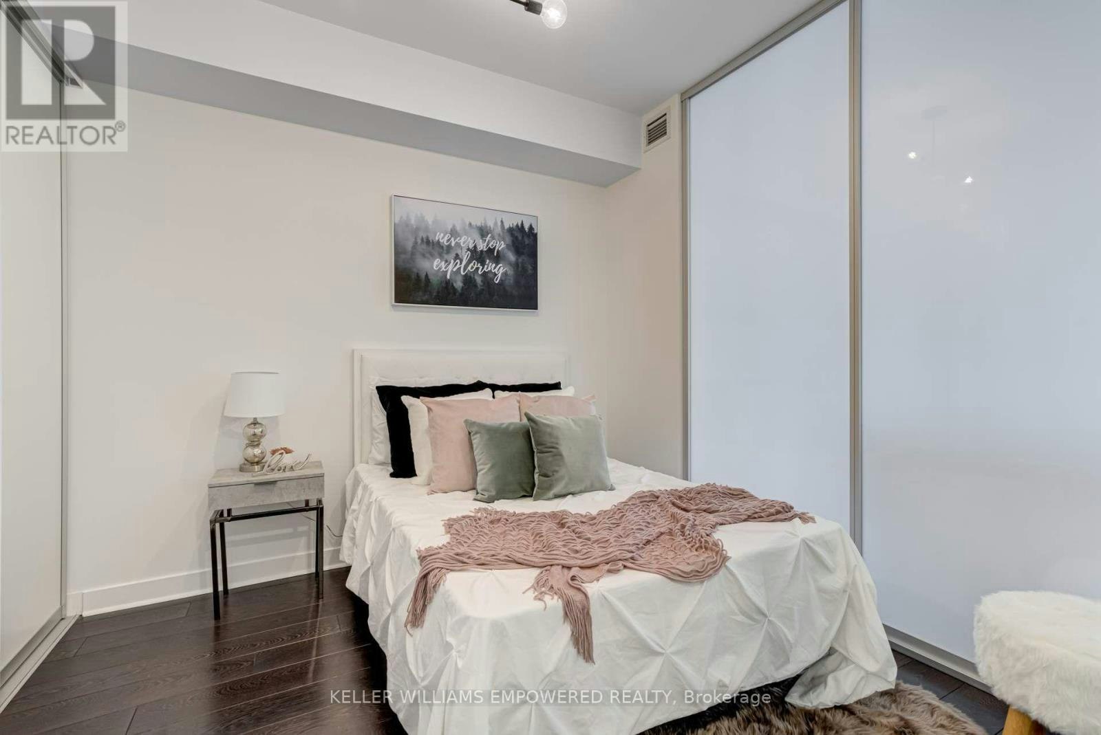719-156 Portland Street, Toronto, ON, M5V 0G1 - 7