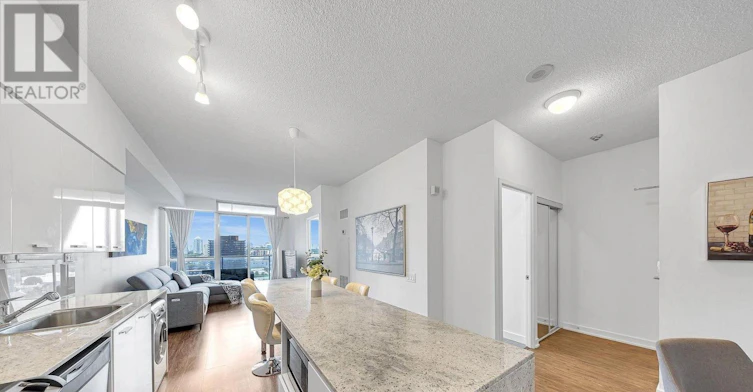 2507-33 Singer Court, Toronto, ON, M2K 0B4 - 8