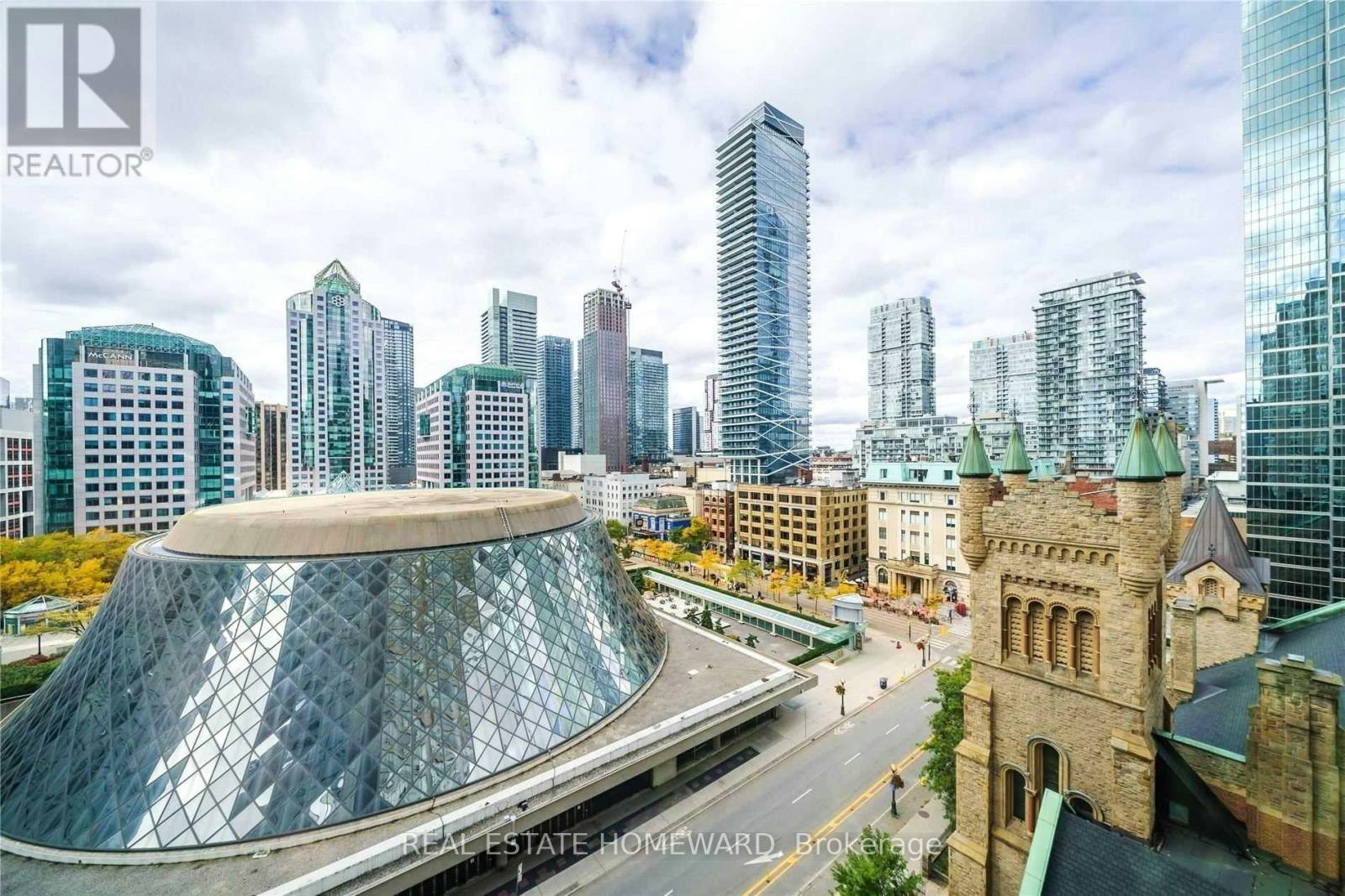 702-71 Simcoe Street, Toronto, ON, M5J 2S9 - 12