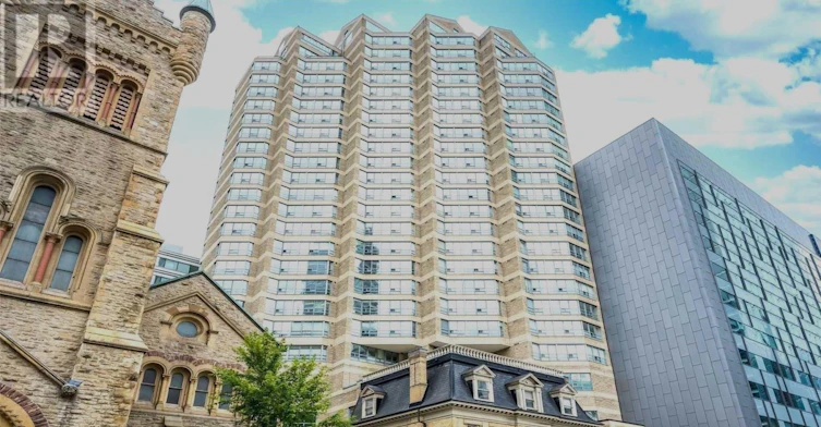 702-71 Simcoe Street, Toronto, ON, M5J 2S9