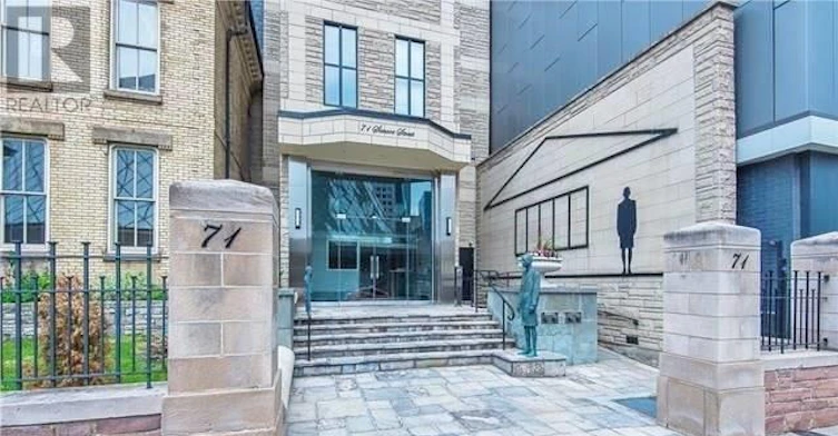 702-71 Simcoe Street, Toronto, ON, M5J 2S9 - 2