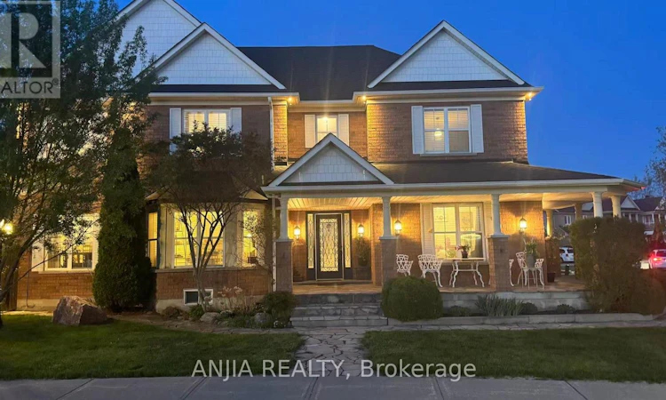 38 Harper's Gate Way