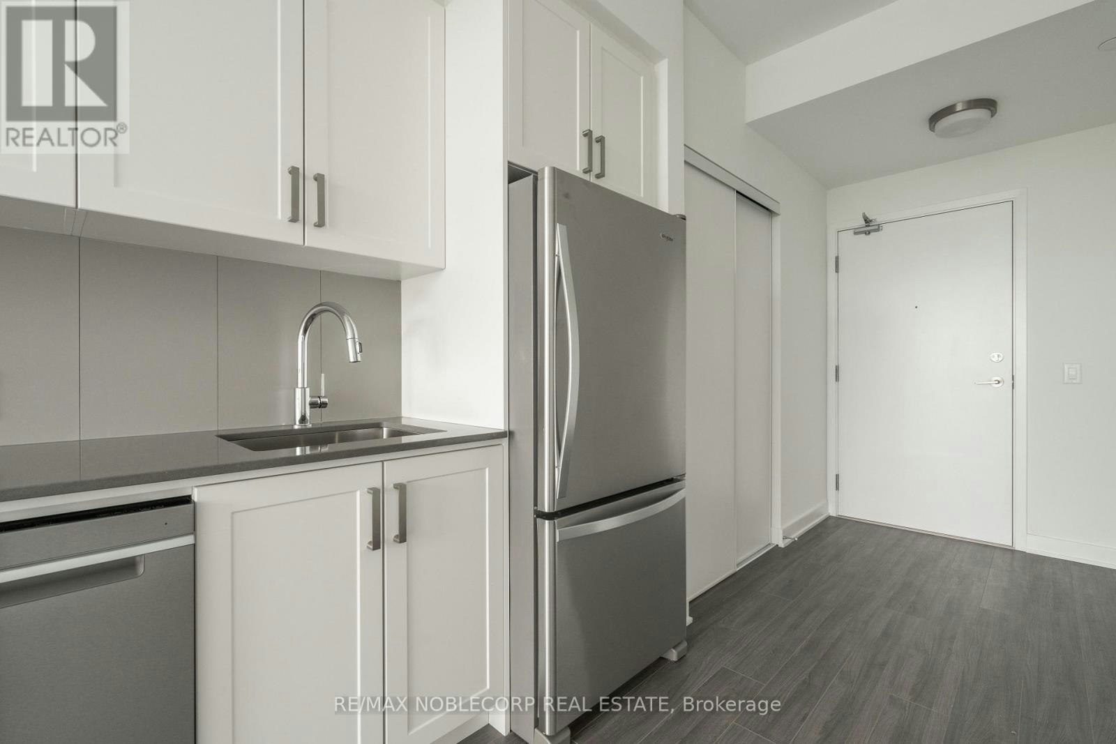 626-681 Yonge Street, Barrie, ON, L9K 0J1 - 20