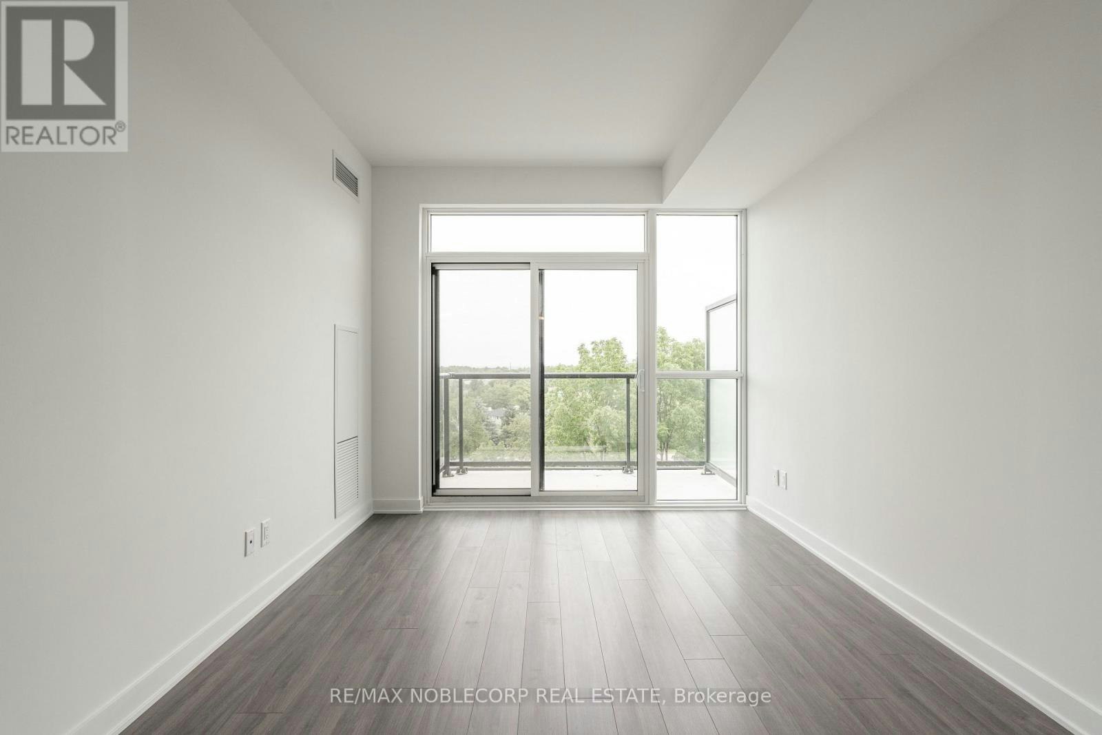 626-681 Yonge Street, Barrie, ON, L9K 0J1 - 14