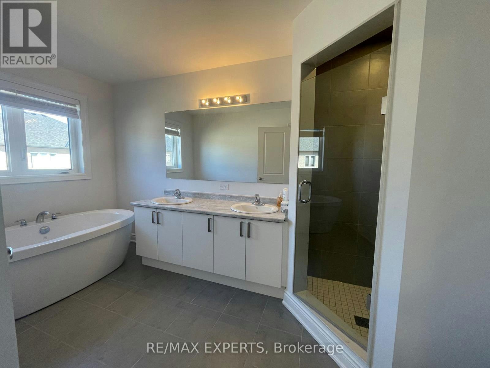 14 Autumn Drive, Wasaga Beach, ON, L9Z 0K7 - 14