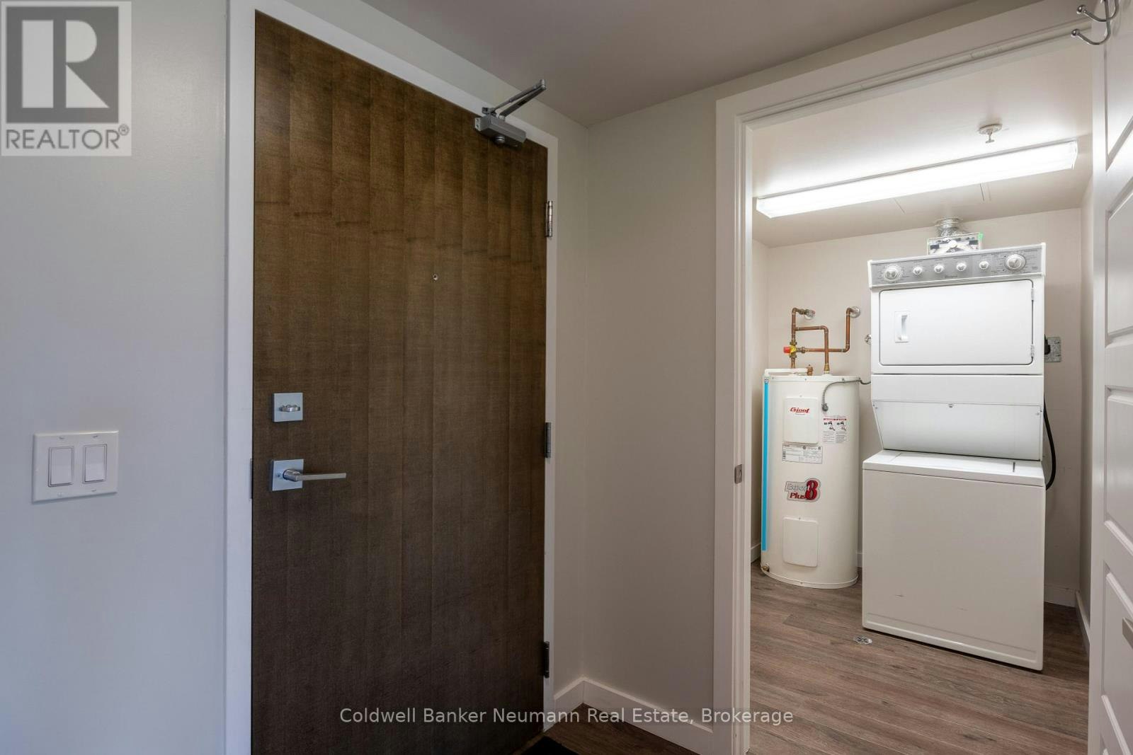 212-25 Kay Crescent, Guelph, ON, N1L 1H1 - 2