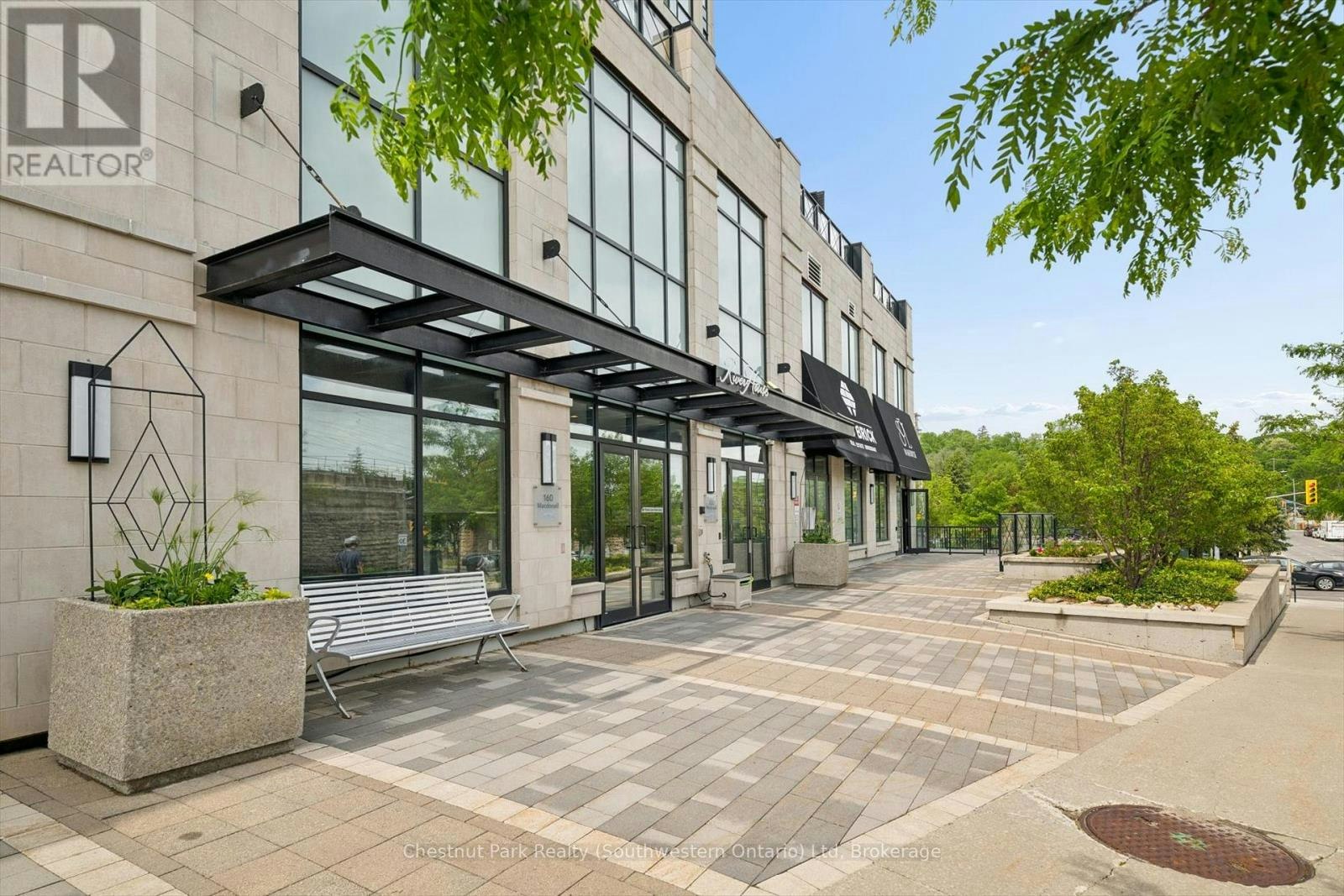 405-160 Macdonell Street, Guelph, ON, N1H 0A9 - 3