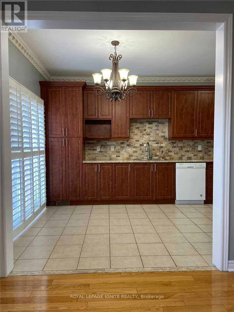 23 Royal Vista Road, Brampton, ON, L6Y 0K8 - 6