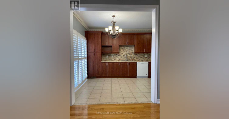 23 Royal Vista Road, Brampton, ON, L6Y 0K8 - 6