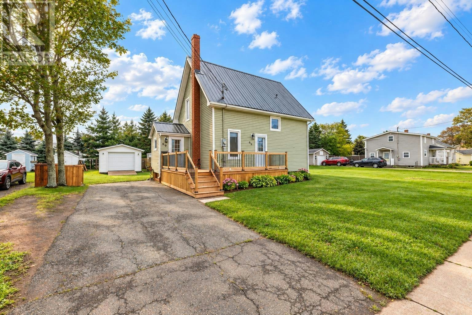 69 Bayview Drive, Summerside, PE, C1N 3Z9