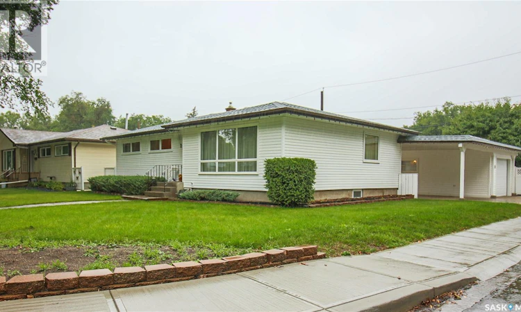 2 Malone Crescent