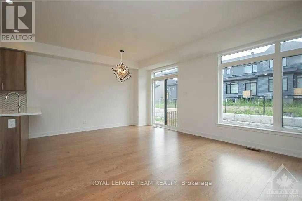 633 Rathburn Lane, Ottawa, ON, K1T 3W7 - 13