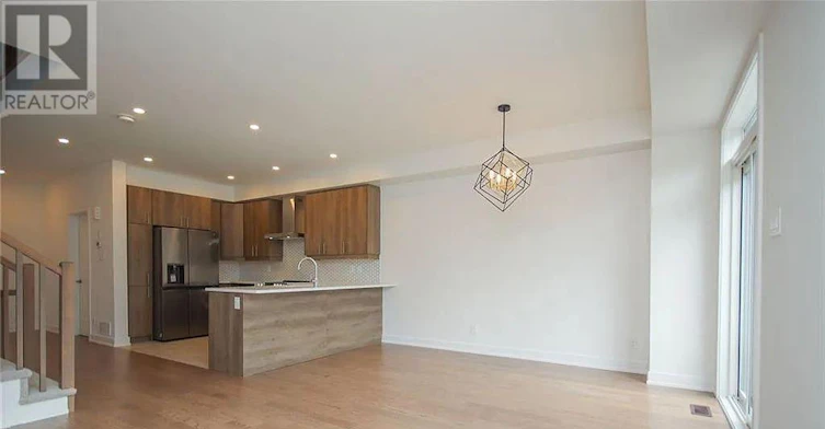 633 Rathburn Lane, Ottawa, ON, K1T 3W7 - 11