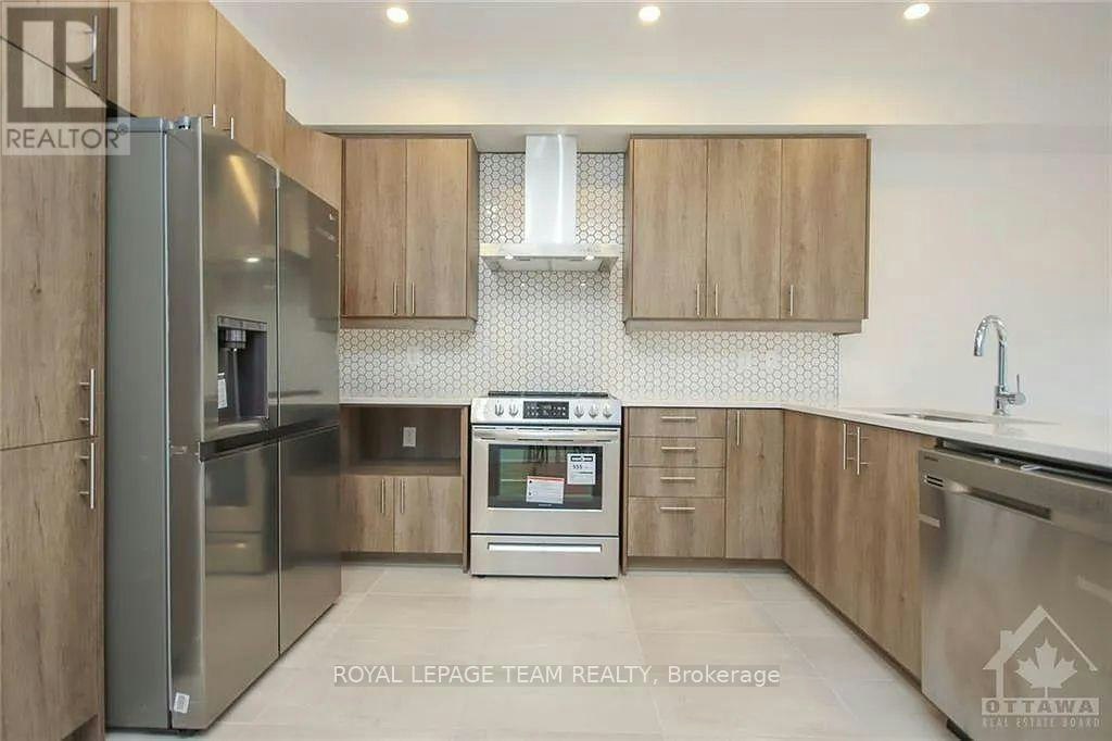 633 Rathburn Lane, Ottawa, ON, K1T 3W7 - 10