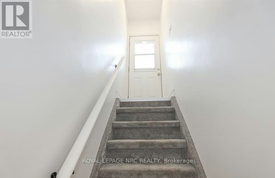 LOWER-125 Meredith Drive, St. Catharines, ON, L2M 6C5 - 2