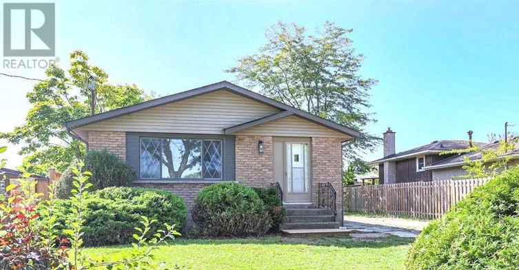 LOWER-125 Meredith Drive, St. Catharines, ON, L2M 6C5
