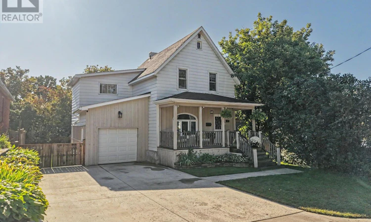 633 Bell Street