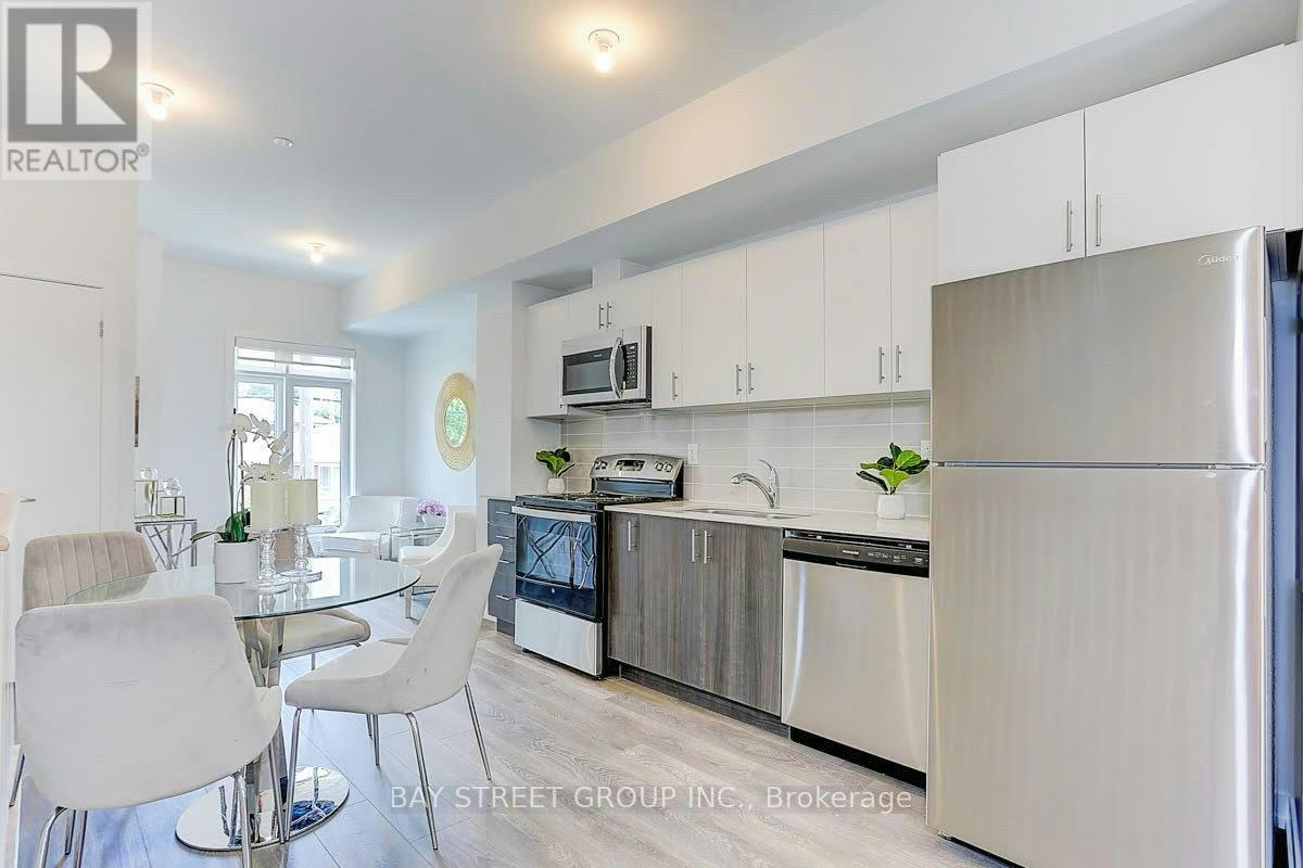 76A Tisdale Avenue, Toronto, ON, M4A 0A9 - 4