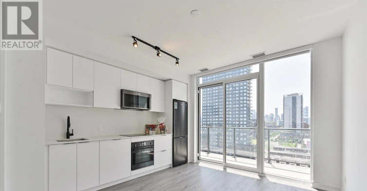 1118-5 Defries Street, Toronto, ON, M5A 0W7 - 6