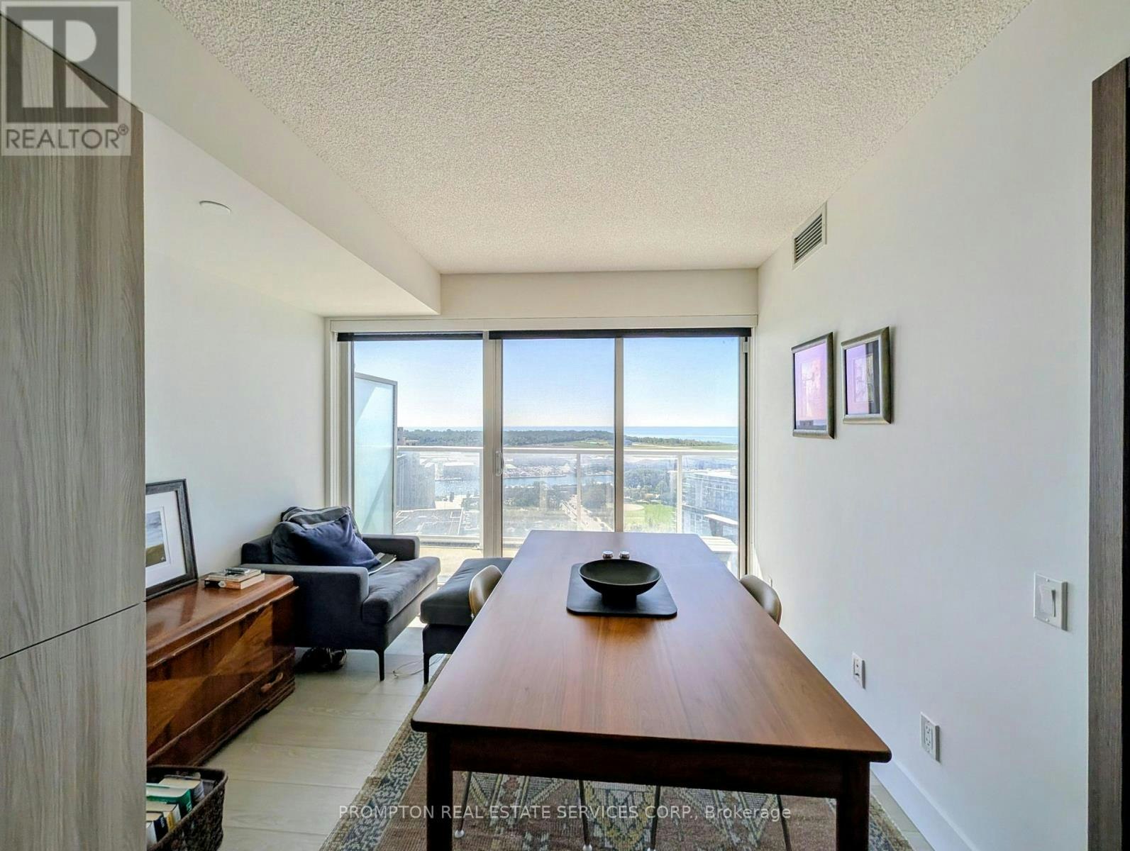 2616-17 Bathurst Street, Toronto, ON, M5V 0N1 - 8