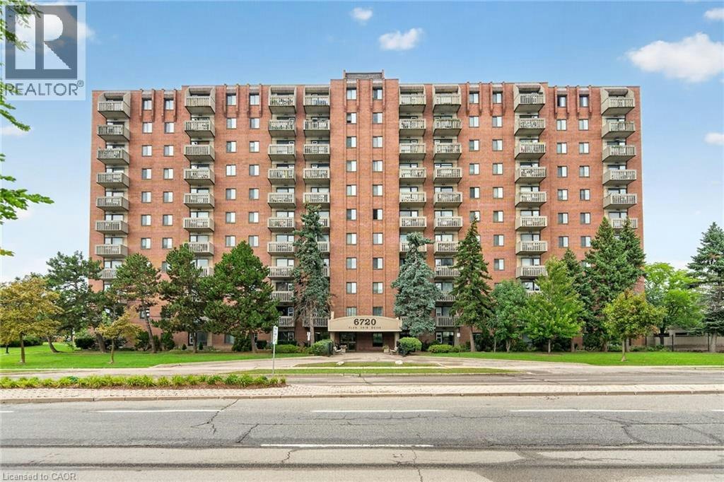 404-6720 Glen Erin Drive, Mississauga, ON, L5N 3K8