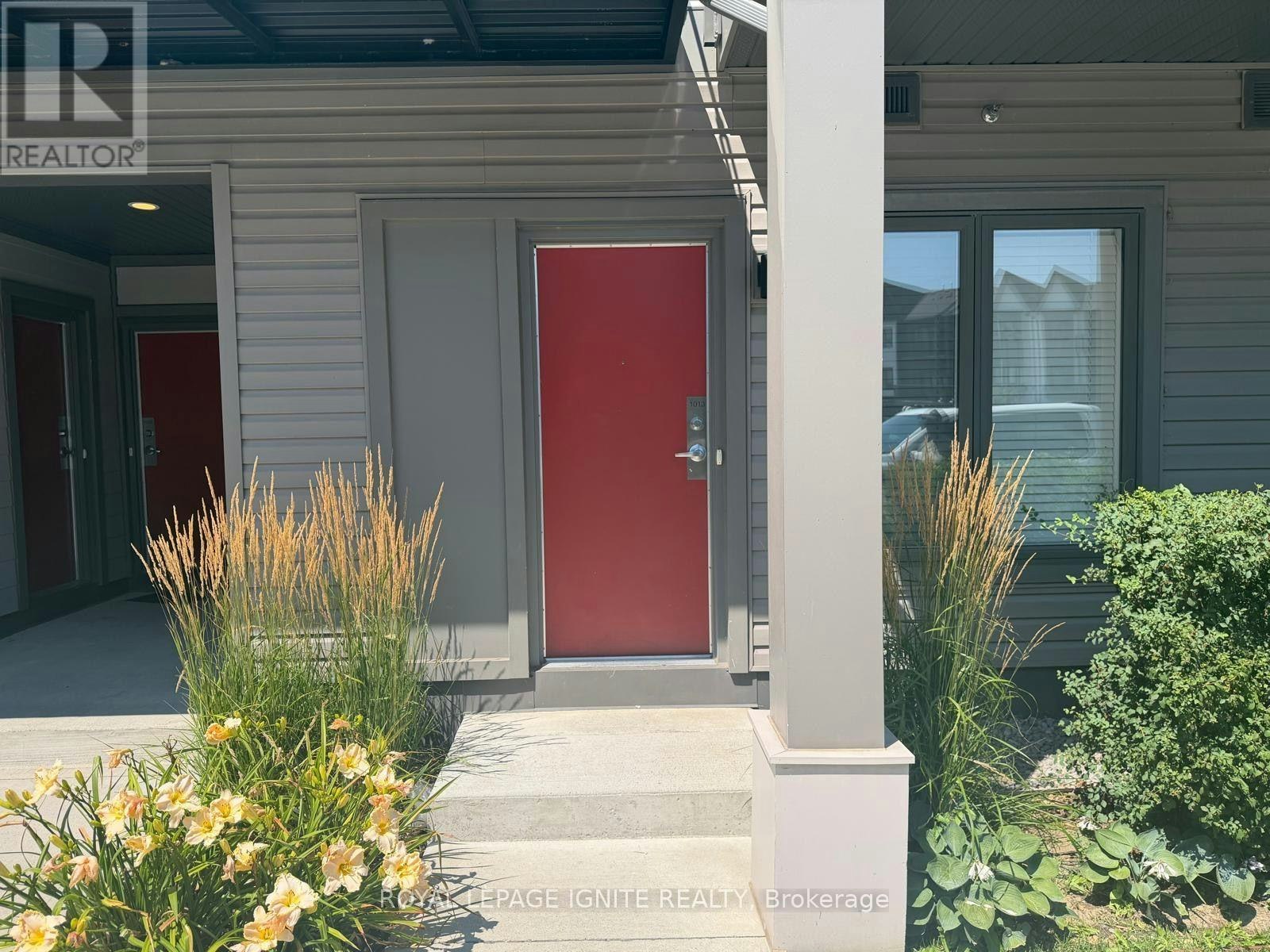 1013-2635 William Jackson Drive, Pickering, ON, L1X 0L5