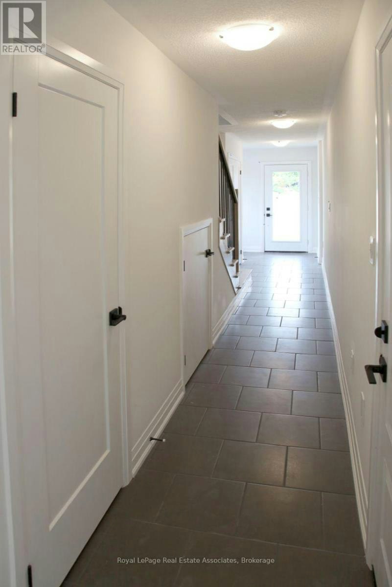 40 Windtree Way, Halton Hills, ON, L7G 0P6 - 3